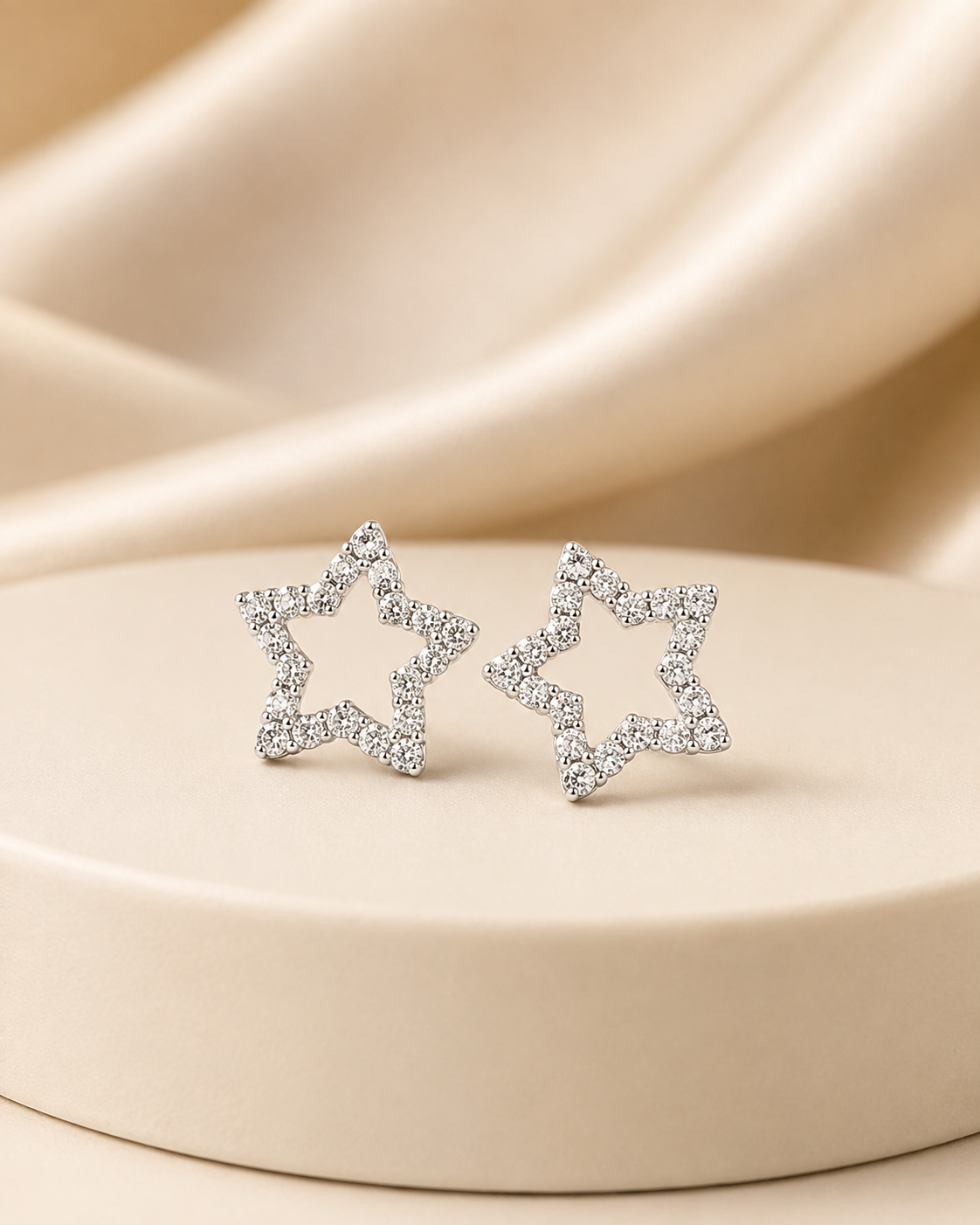 Open star earrings